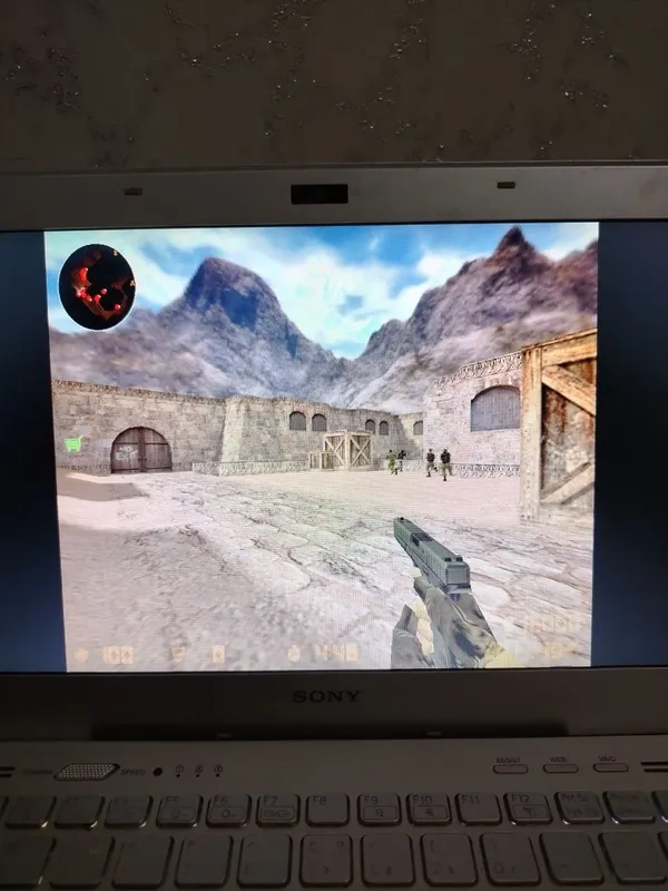 noutbuk SONY VAIO SATILADI 3