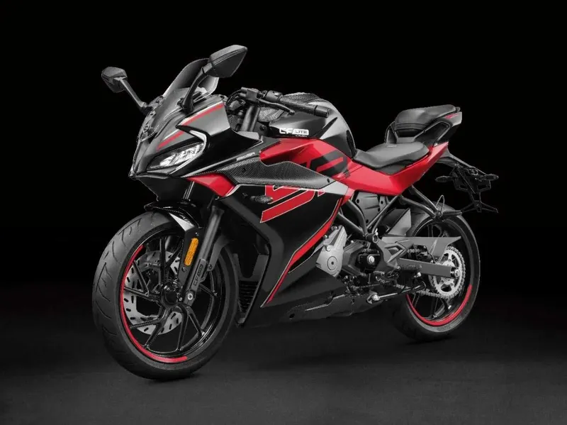 CFMOTO 250SR 2 Yillik rasmiy kafolat! 3 CFMOTO 250SR 2 Yillik rasmiy kafolat! 3