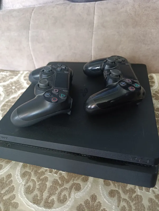 PS4 SONY 1