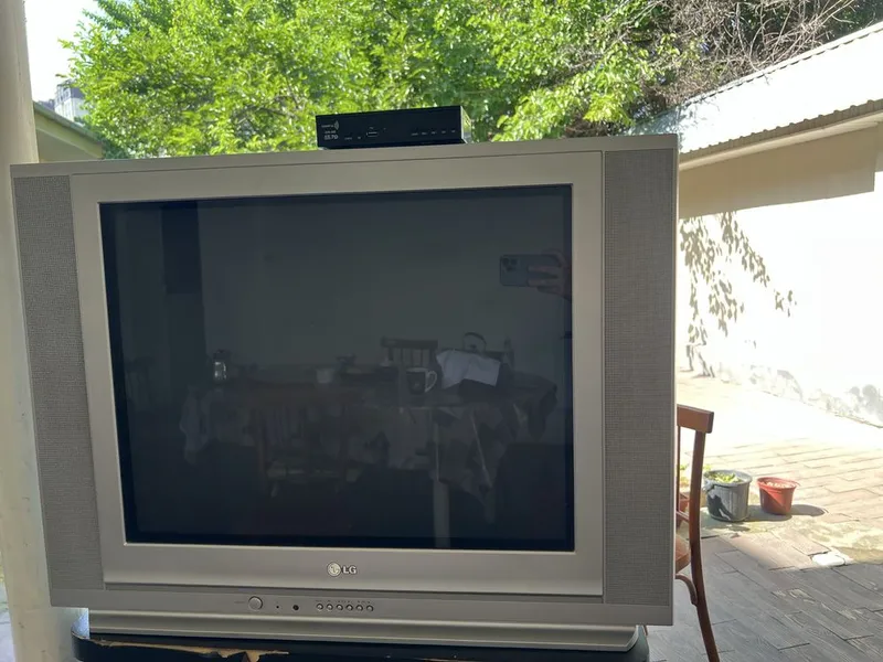 Televizor , radio, tunner, elektro nagvivator