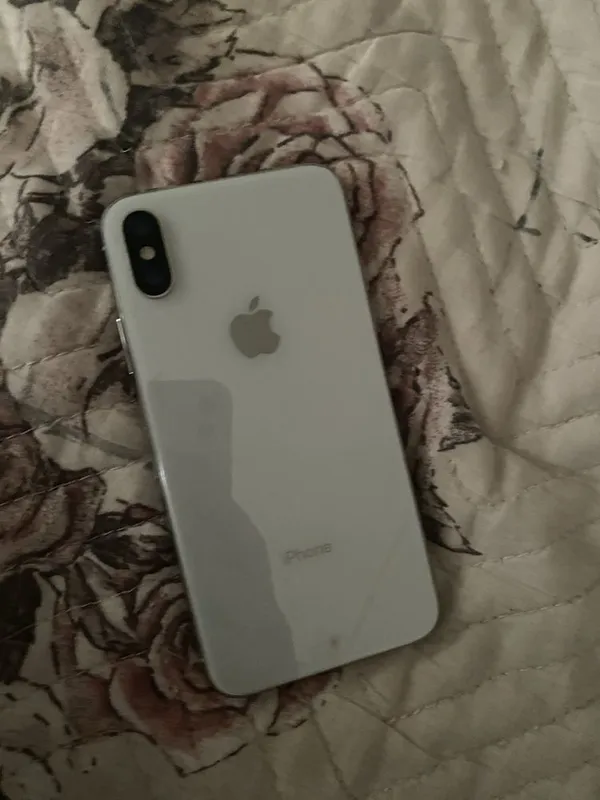 Продаётся iPhone XS 64 GB 2 Продаётся iPhone XS 64 GB 2
