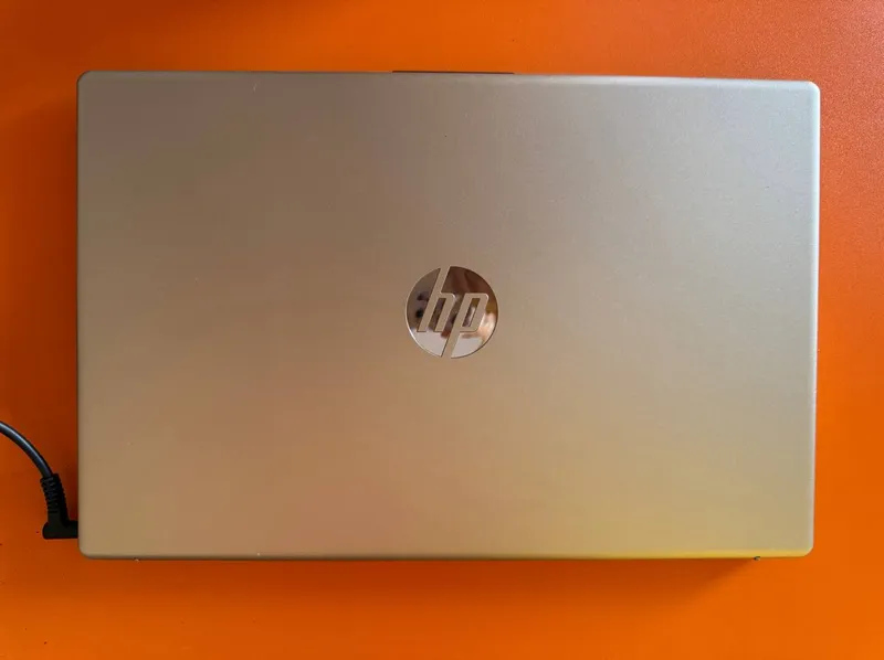 Ноутбук HP (золотистый) 1 Ноутбук HP (золотистый) 1