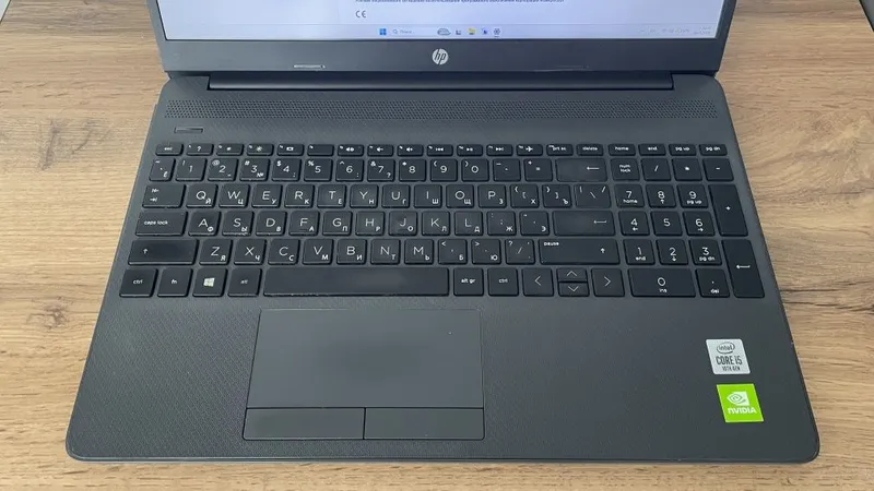 Noutbuk i5/10 8GB+ 240SSD 2GB Nvidia FullHD — фото 3
