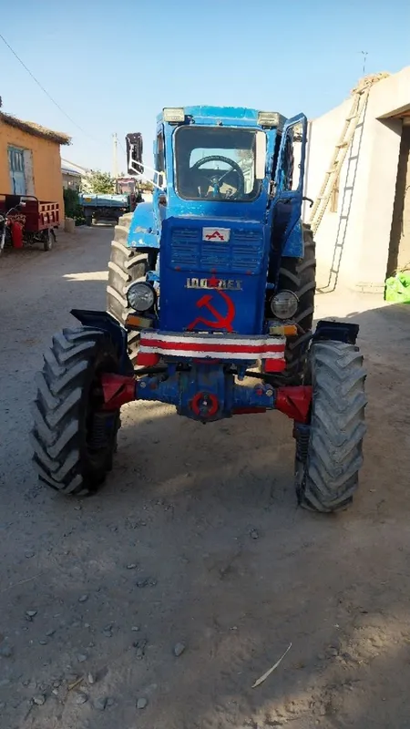 T-40 traktor sotiladi idial xolatda 3