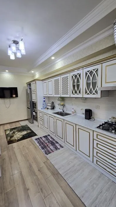 3 xonali kvartira, 110 m², 3/9-qavat (ikkilamchi), Mirabad, Sodiq-Azimova 7