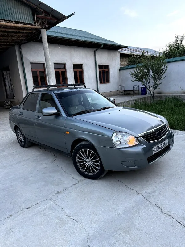 Lada priora 1.6. 2013 sroshniga sotaman naqtga