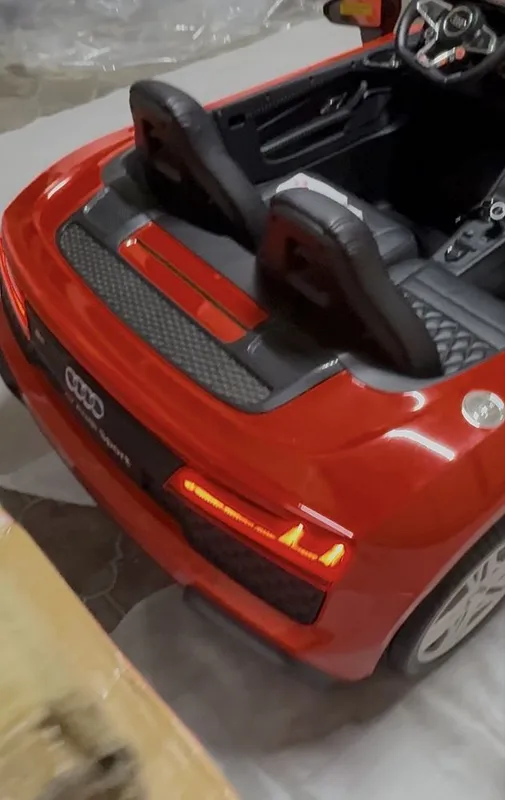 AUDI RS8 katta bolalar mashinasi лицензионная детская машина 24V 4x4 — фото 4
