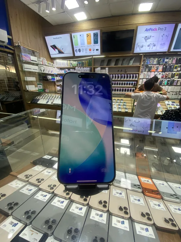 Ip 15 pro max 512gb Yomks 76 Holati ekran sarapina — фото 3