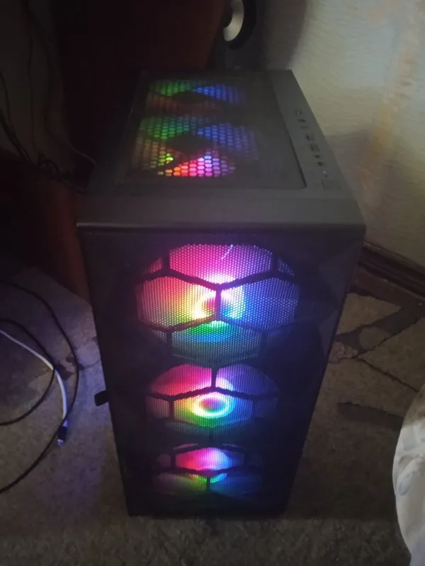 Копьютер i5-12400F RX590 GME 8gb монитор 27 .180герц — фото 1
