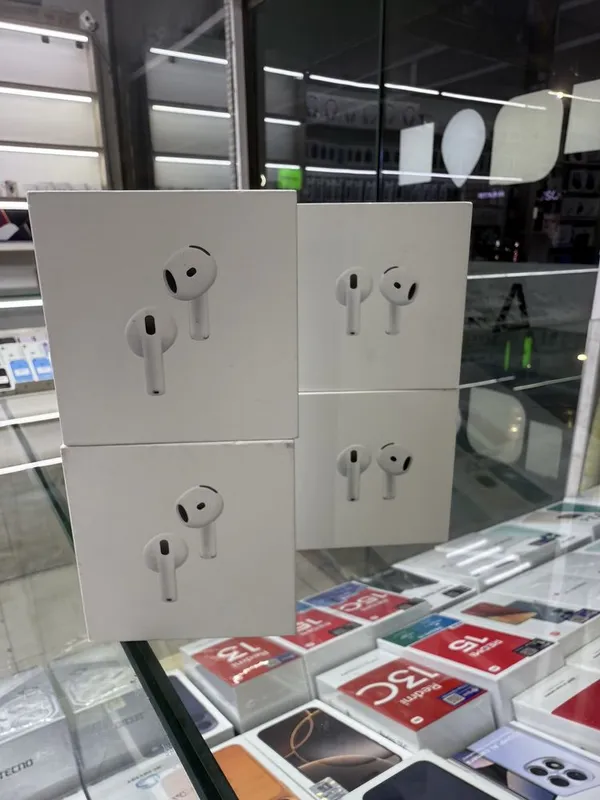 Apple AirPods 4 2025 new