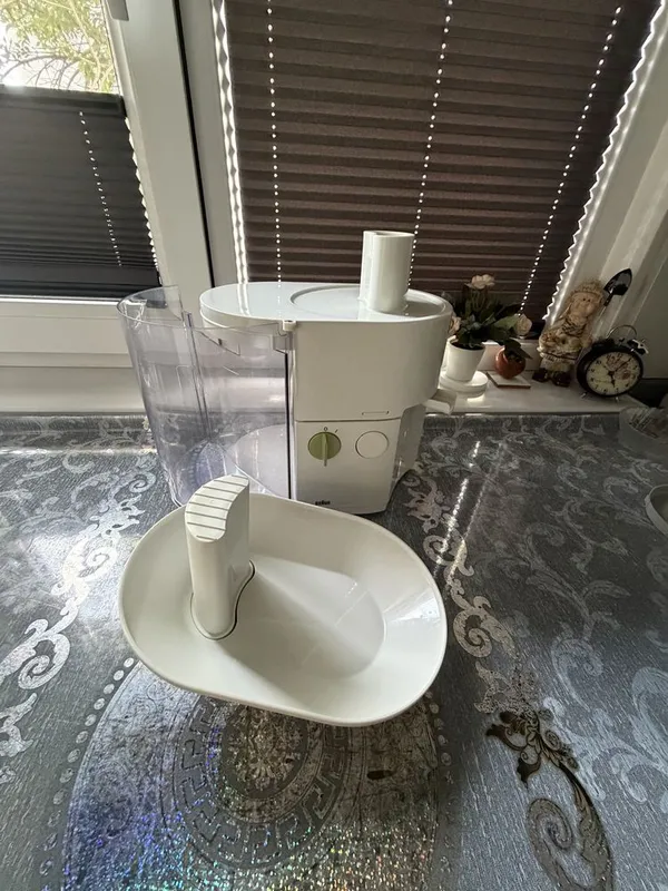 Соковыжимальку BRAUN производство Германия.Куплено заграницей. 2
