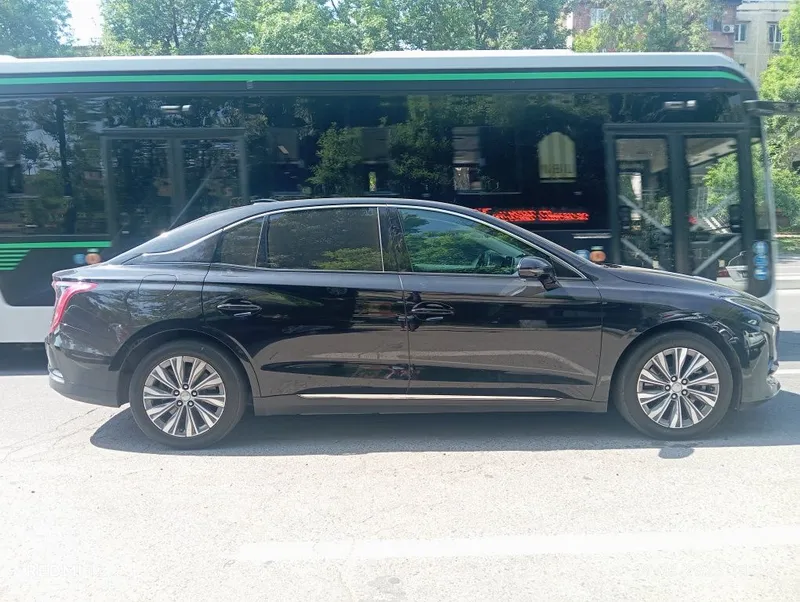 Hongqi eqm 5.500km full versiya 4 Hongqi eqm 5.500km full versiya 4