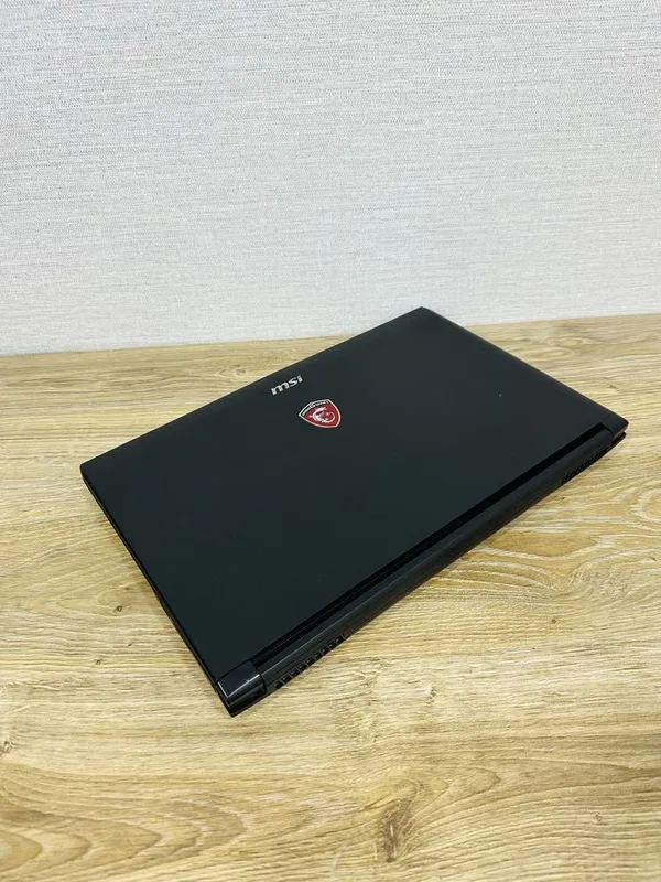 MSI Core i7-8 Ядерный Мощный, Игровой ноутбук для Игр и Программ 6
