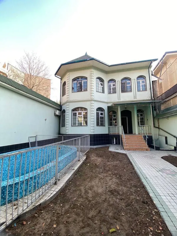 Продаётся Дом 4.5 соток ул.Юнуса Раджаби, м.Космонавты