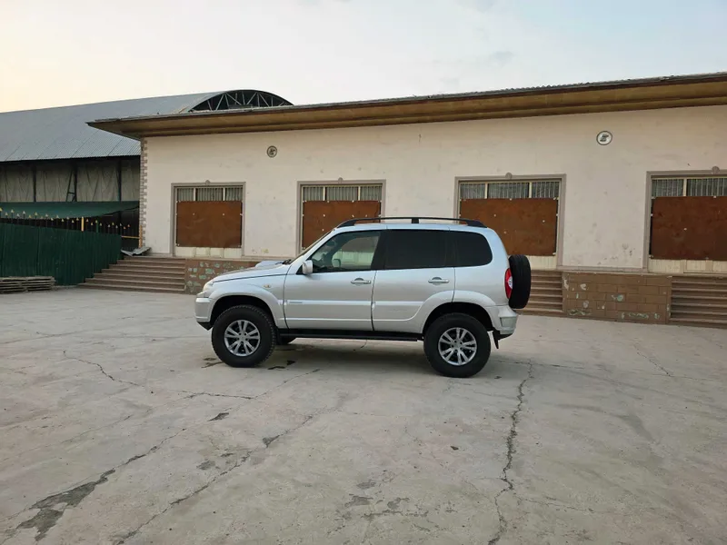Niva 4x4 Sotiladi 3 Niva 4x4 Sotiladi 3