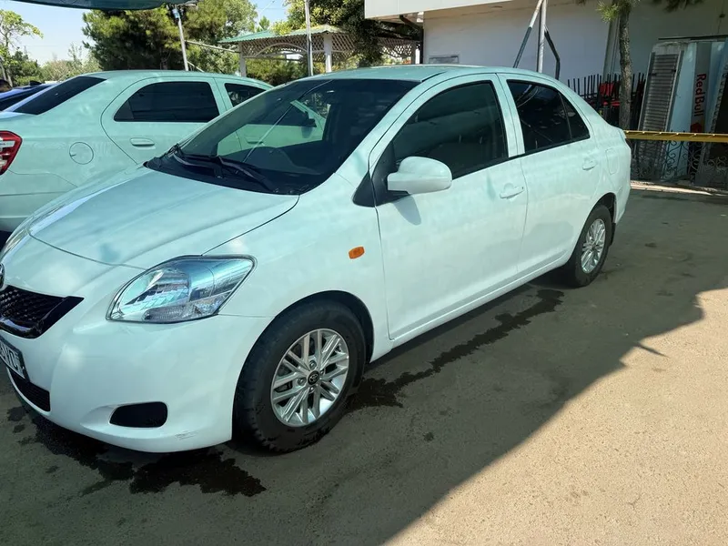 Toyota yaris 2012 yil GAZ bor 90l 3 Toyota yaris 2012 yil GAZ bor 90l 3