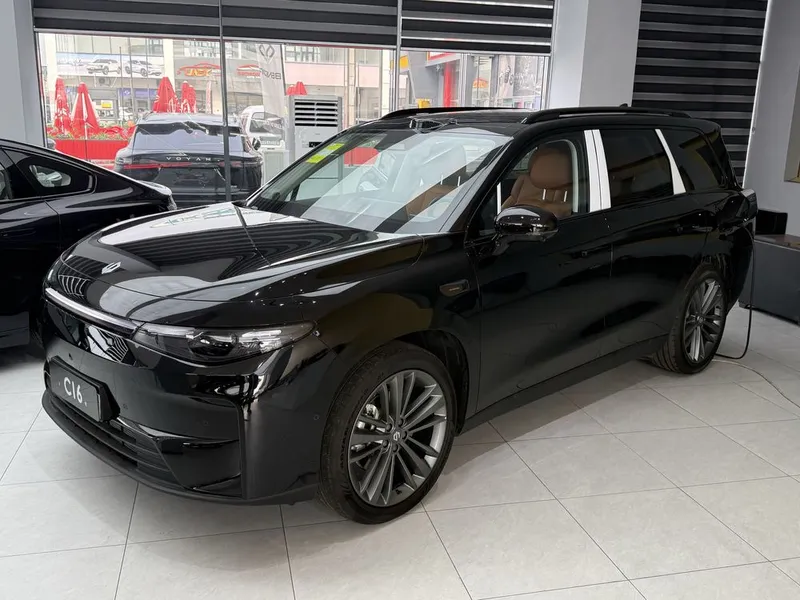 Leapmotor c16 gibrit 280 km luxuriy lidar — фото 1
