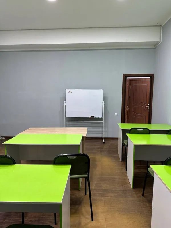 Аренда! Под офис 40м2.. Ор-р Тинчлик метро. Вдоль дороги! — фото 1