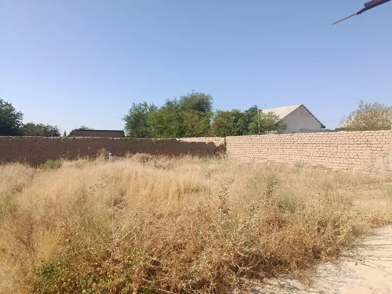 Hovli sotiladi srochno 5