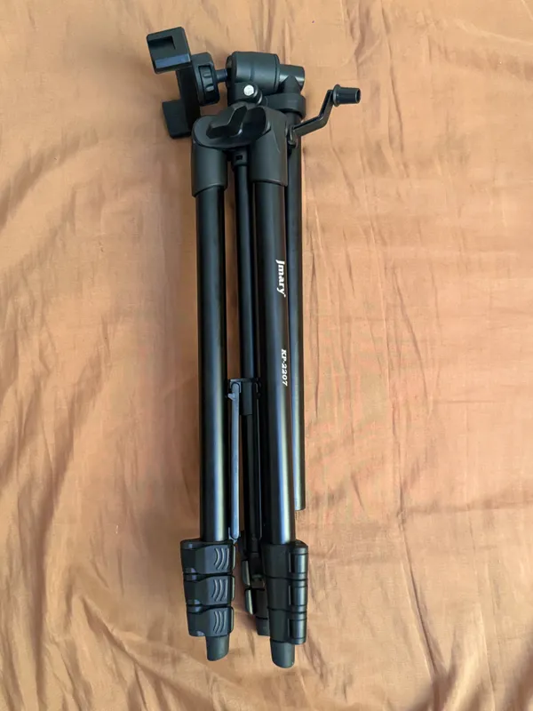 Продам надежный и компактный штатив Jmary KP-220