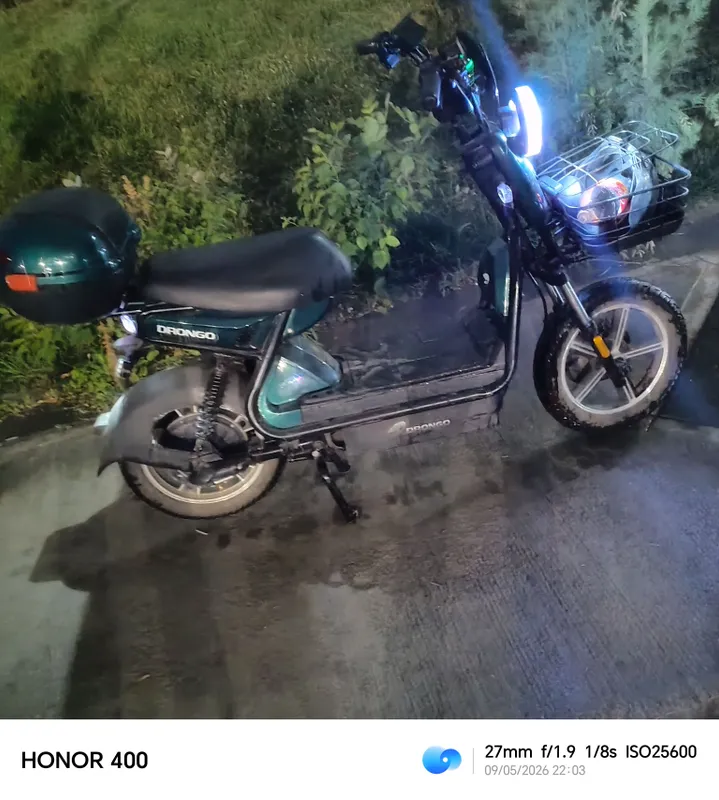 skuter sotilad holat zor  tezlig 50  50 km yurad — фото 1