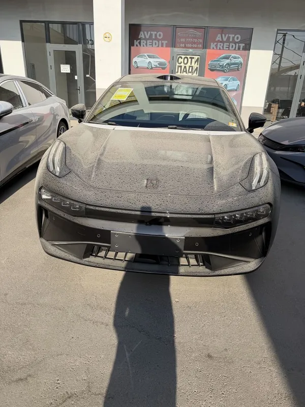 ZEEKR 001 yu z-Sport 2025 yil