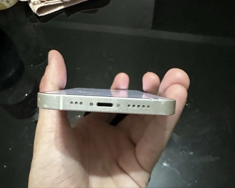 14 iphone 256 GB white 4 14 iphone 256 GB white 4