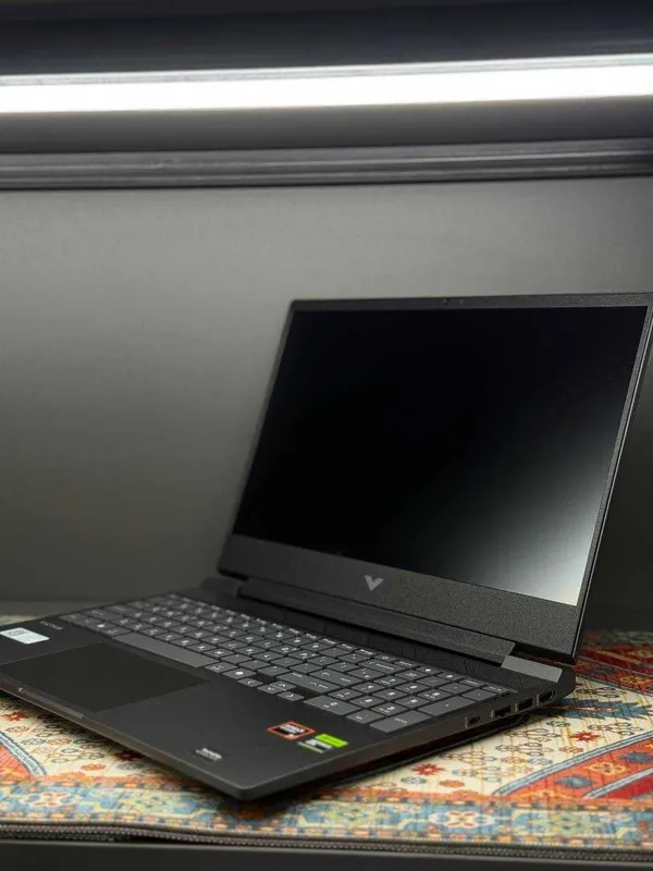 HP Victus R9-8945HS/ D5-16GB/ 512GB/ RTX4060 8GB/ 15,6 FHD IPS 144Hz — фото 1