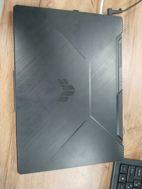 Продаётся ноутбук AMD Ryzen 7 7435HS, RTX 2050, 8GB RAM, 477GB SSD