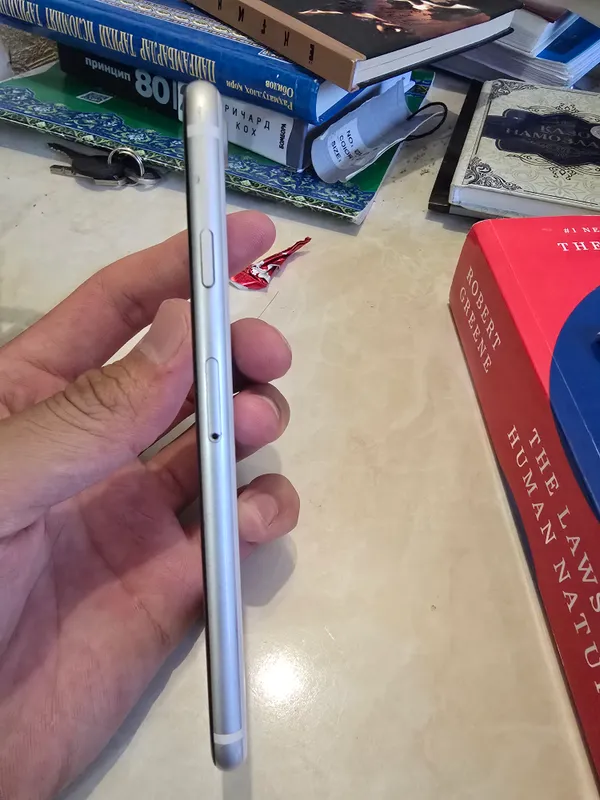 Iphone SE 2020 Srochna Sotiladi! 5