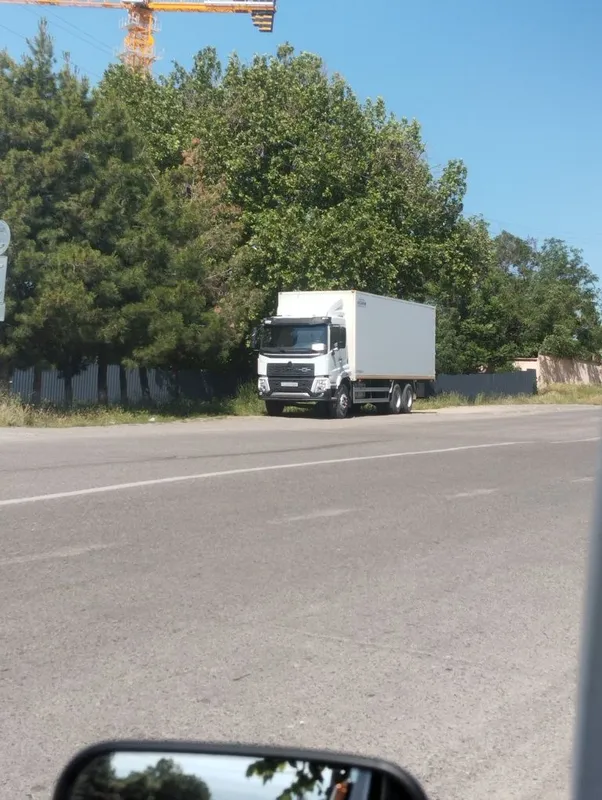 Юк ташиш хизмати 54 куб 16 тоннагача У́збекистон бу́йлаб