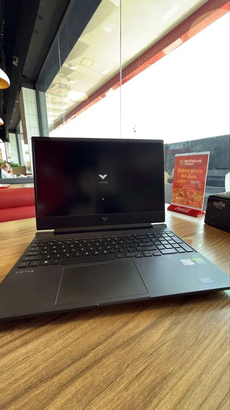 HP Victus AMD Ryzen 15.6 8/512 GB SSD 4 VGA Silver Kompyuter — фото 4