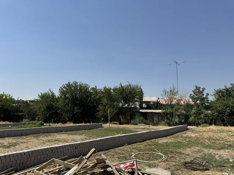 Yer sotiladi Uchqaxramon postan 5-6km krganda — фото 1