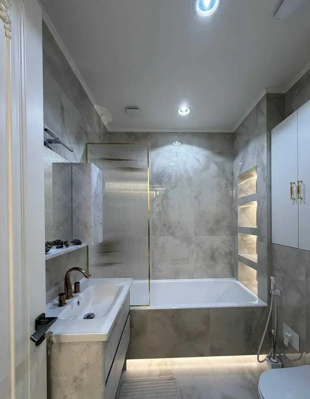 Шота Руставели • 2 комнаты • 65 м² • 6/10 этаж 6