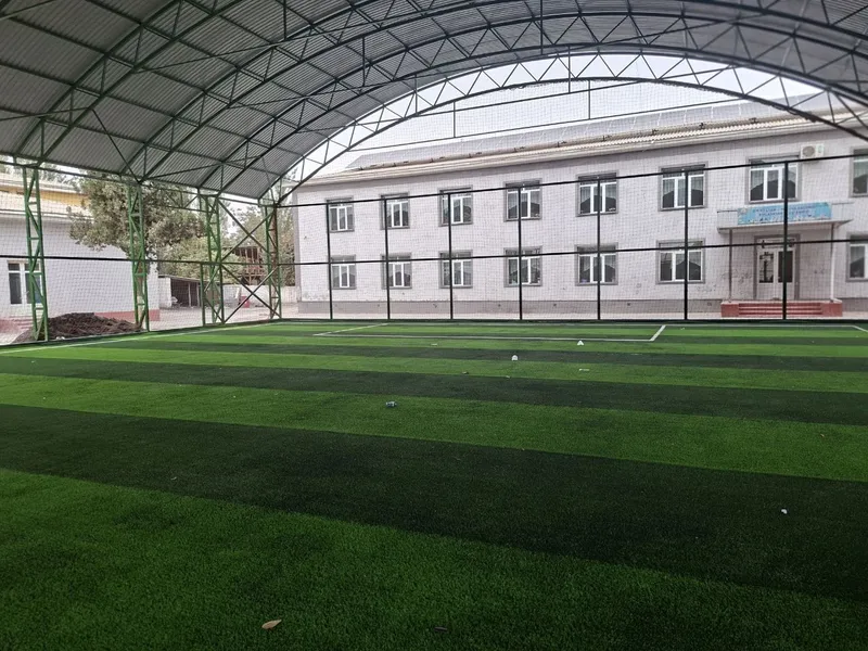 Mini stadion qurish xizmati fudbolniy polya detiaki, plashatka 40x20kv