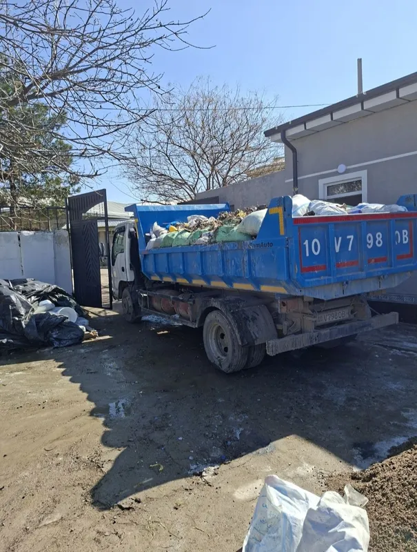 Isuzu samasval qurilish chiqindisi olib ketish xizmati — фото 1