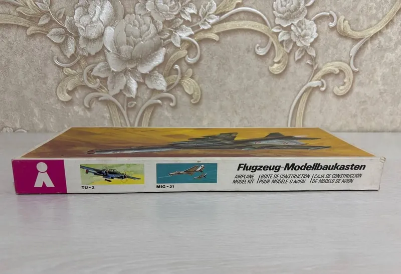 Продаётся винтажная сборная модель самолёта Sukhoi Su-7 в масштабе1:72 — фото 2