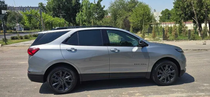 Продается автомобиль Chevrolet Equinox 2023 г 1 Продается автомобиль Chevrolet Equinox 2023 г 1