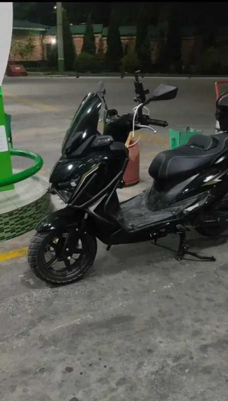 Skuter:X SPORT 150CC 2 Skuter:X SPORT 150CC 2