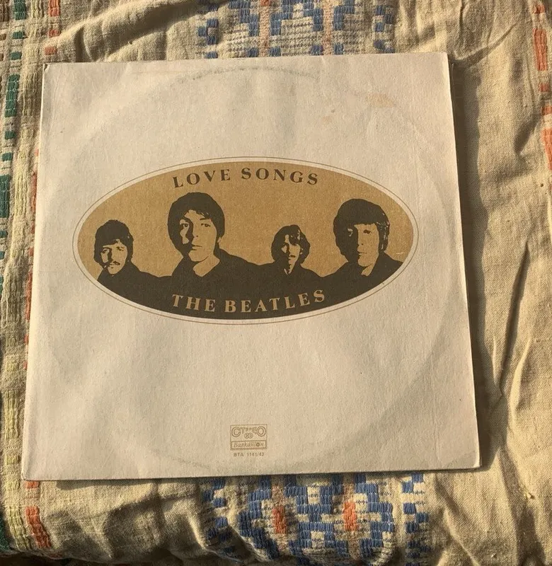Продам альбомы группы «The Beatles»