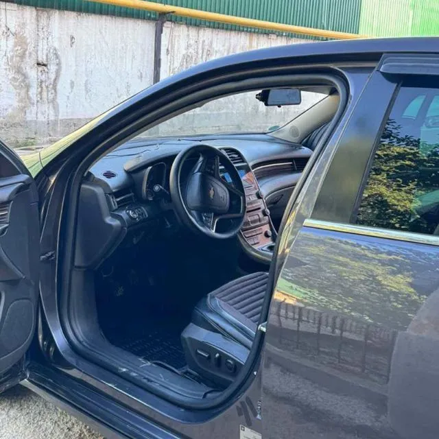Malibu 1 2pozitsa bez lukli elektro sidenya holati yaxshi 2