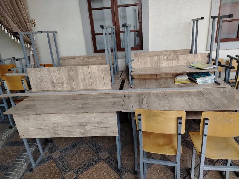o'quv markazlari uchun parta stul