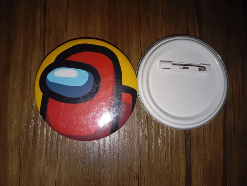 58 mm «Among Us» va «Minecraft» nishoni 1 58 mm «Among Us» va «Minecraft» nishoni 1