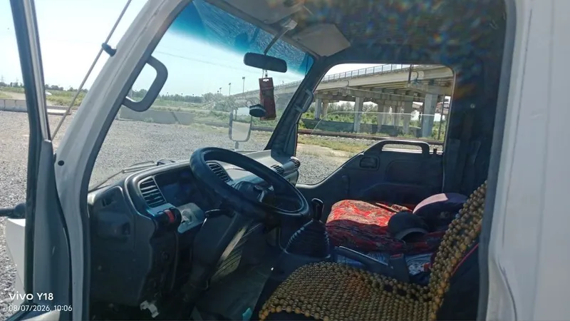 Isuzu 34 000 ming $ 3 Isuzu 34 000 ming $ 3