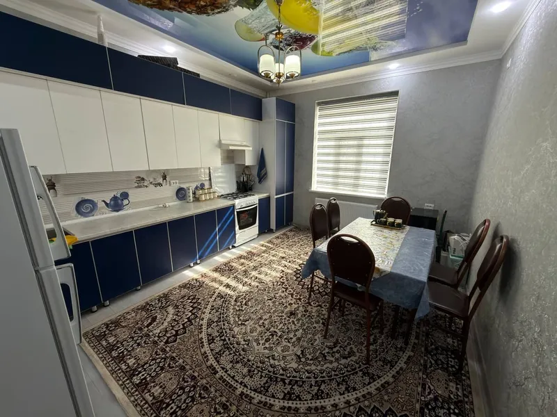 2-комнатная 90 м² 6 2-комнатная 90 м² 6