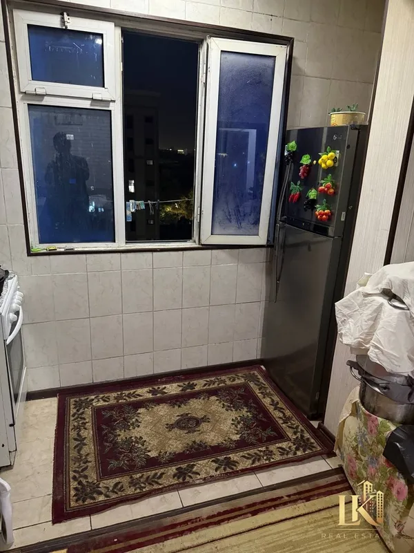 Продаётся 2-комнатная квартира (французская планировка) — фото 2