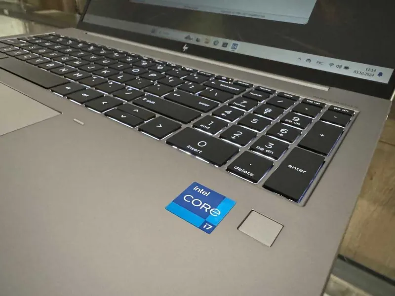 HP ZBook Firefly 16 G10 Core i7-1360P, 16 GB DDR5 tezkor xotira, 512 GB SSD 5 HP ZBook Firefly 16 G10 Core i7-1360P, 16 GB DDR5 tezkor xotira, 512 GB SSD 5