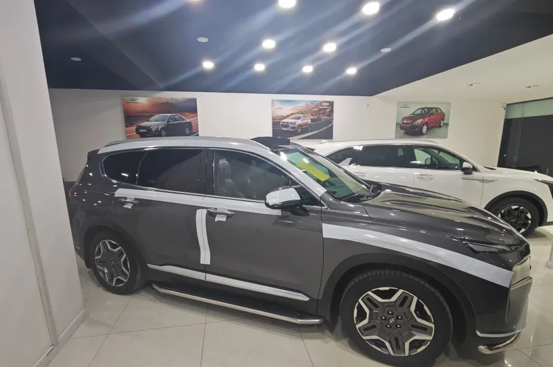 2021/2022-yilgi Hyundai Santa Fe sotiladi, zavod bo‘yog‘i, 7 o‘rinli 4 2021/2022-yilgi Hyundai Santa Fe sotiladi, zavod bo‘yog‘i, 7 o‘rinli 4