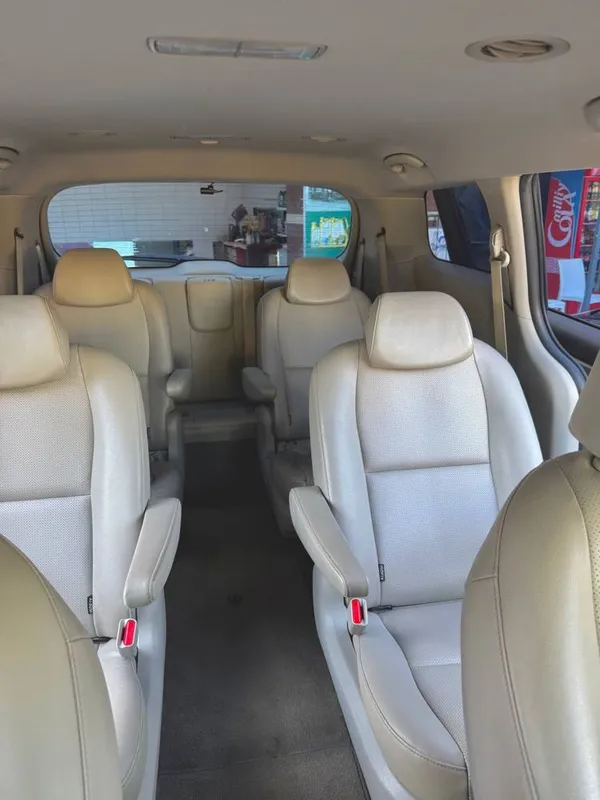 Kia carnival срочно сотилади 6 Kia carnival срочно сотилади 6