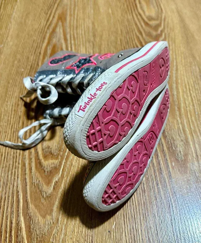 Кроссовки Skechers с подсветкой (США) — фото 4